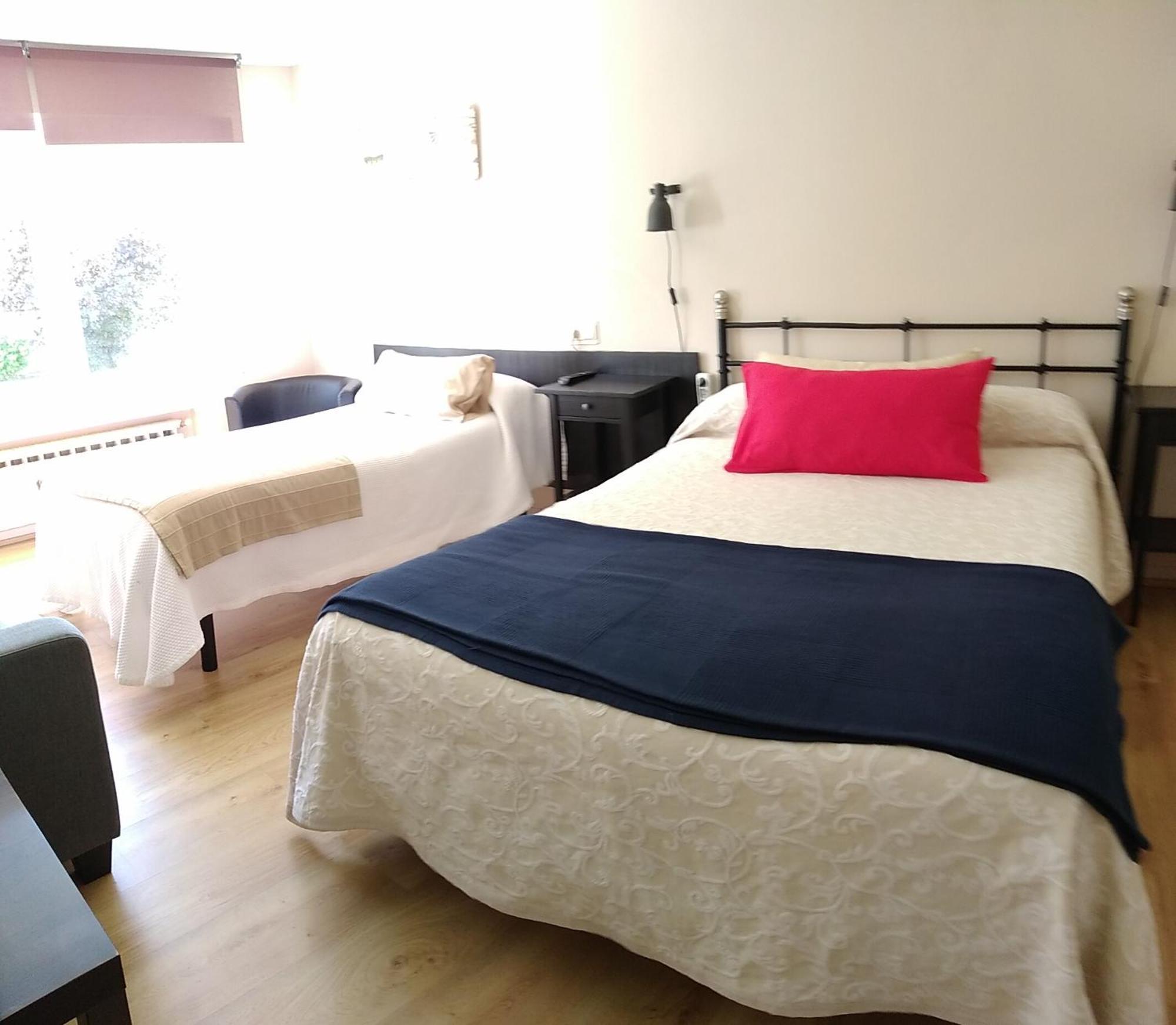 Hotel Sebrenu Sebreno Bagian luar foto